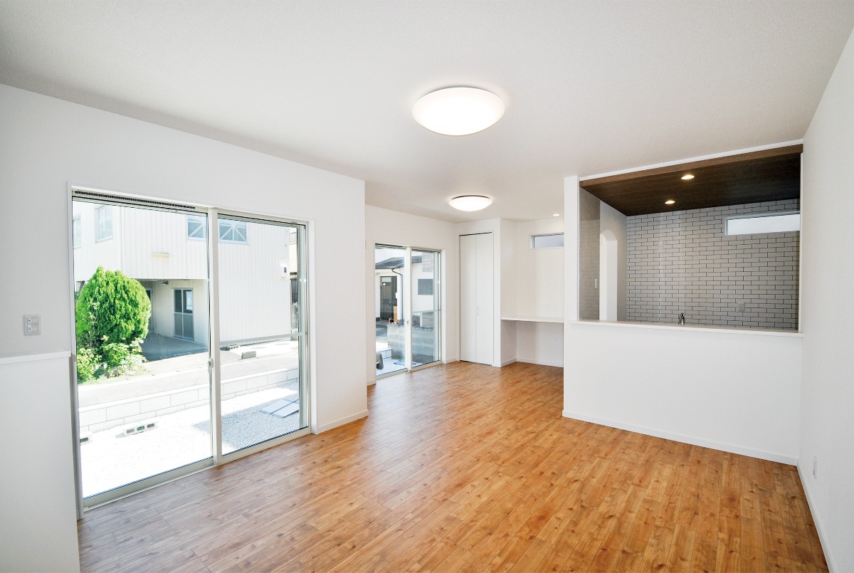 魅力的な 建売物件を 紹介！ 見て、納得！ 即購入！ 理想の新居を見つけよう