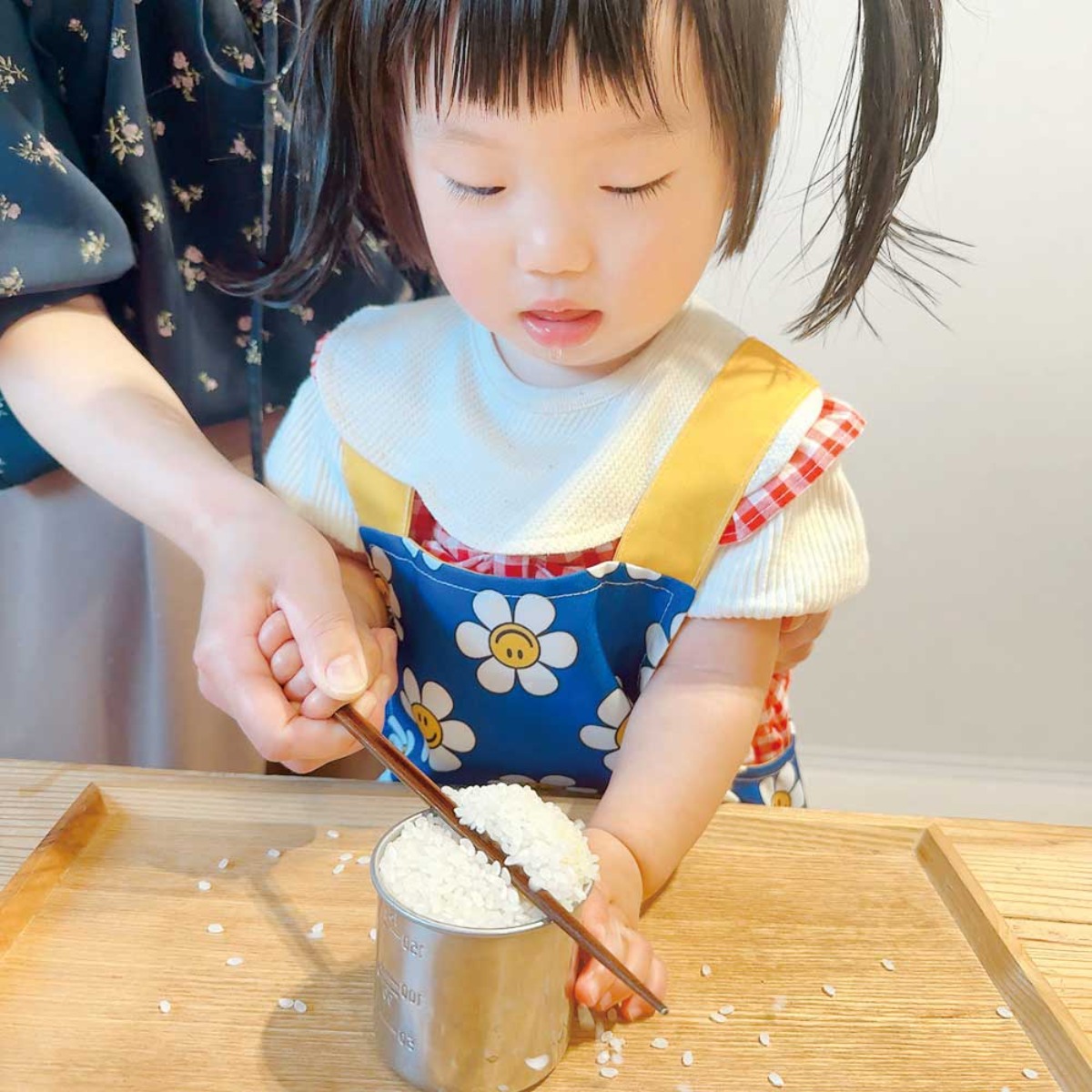 【お料理レシピ】炊飯器で簡単！ ミニトマトツナご飯／cotocotoみさき先生の「親子でつくろう！はじめてキッチン」