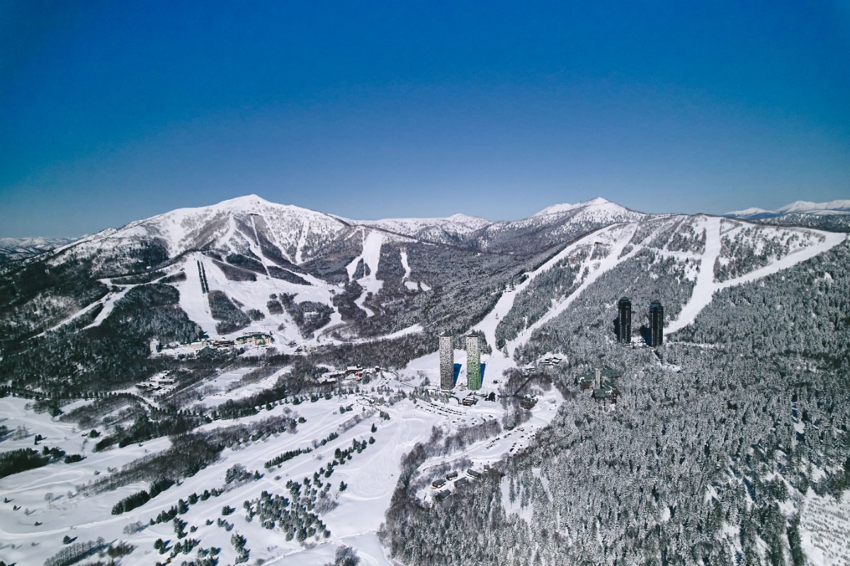 北海道・トマムで冬の絶景を満喫する霧氷スノーシュー開催！