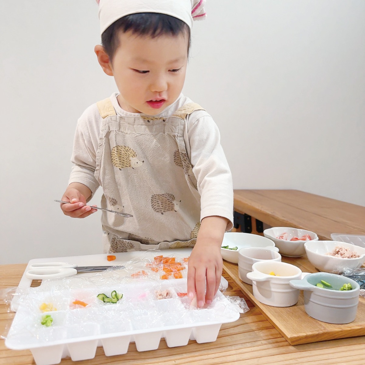 【お料理レシピ】握らない手まり寿司／cotocotoみさき先生の「親子でつくろう！はじめてキッチン」