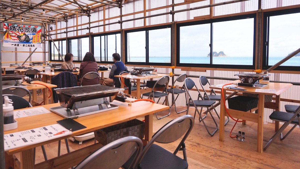 《牡蠣小屋はじめ》海の景色を眺めながら極上の海鮮を味わう新スポット