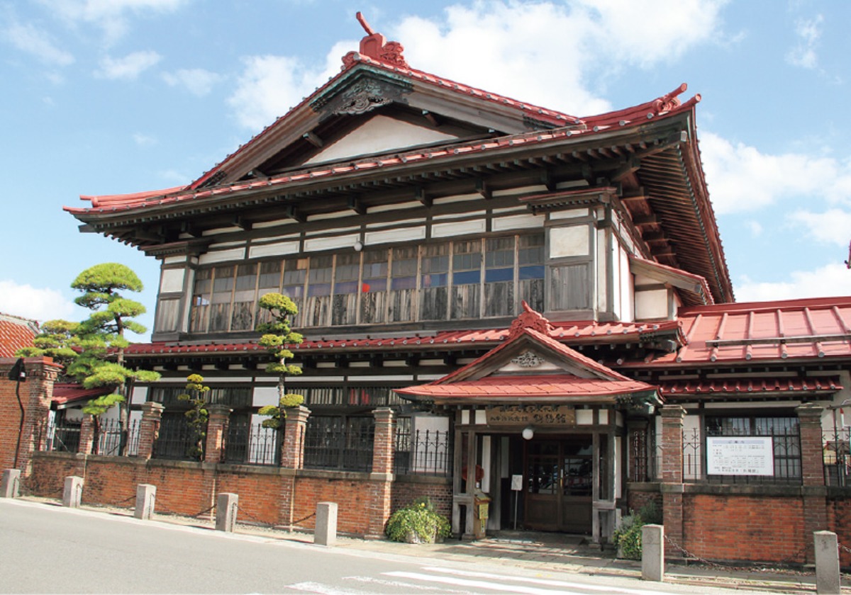 青森県へ！北海道から新幹線やフェリーを使って、二つの半島を満喫