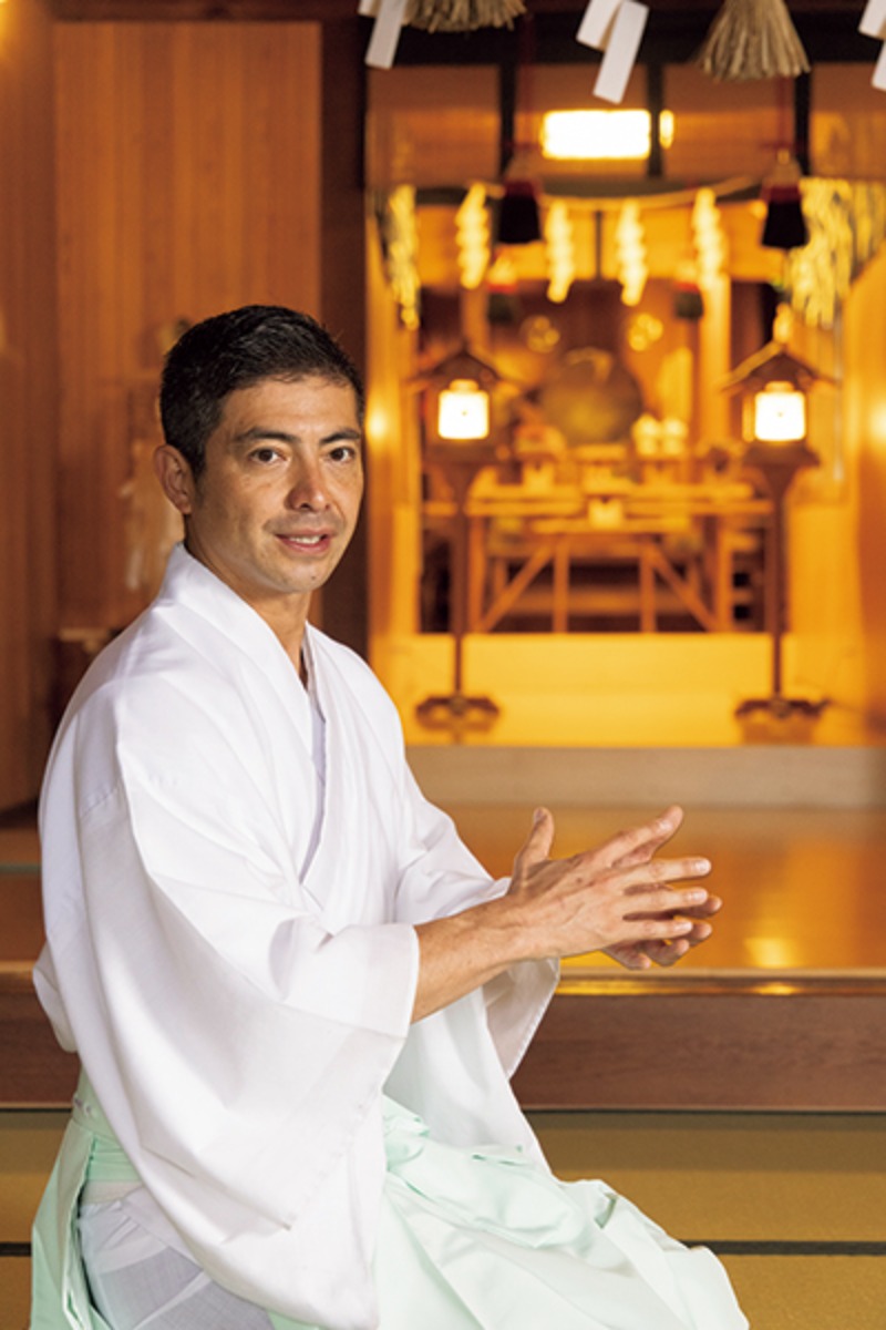 北海道 移住インタビュー|ニセコ町に移住して、小さな神社を継ぐ