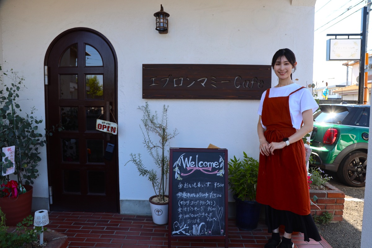 ≪エプロンマミーcafe≫ ジャズが流れる、心地いいカフェがお目見え