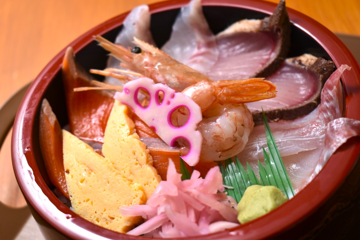 ≪記事の最後にお得な特典あり≫コスパ良し、鮮度良し!王寺駅スグの海鮮料理店『海の幸 たちばな家』