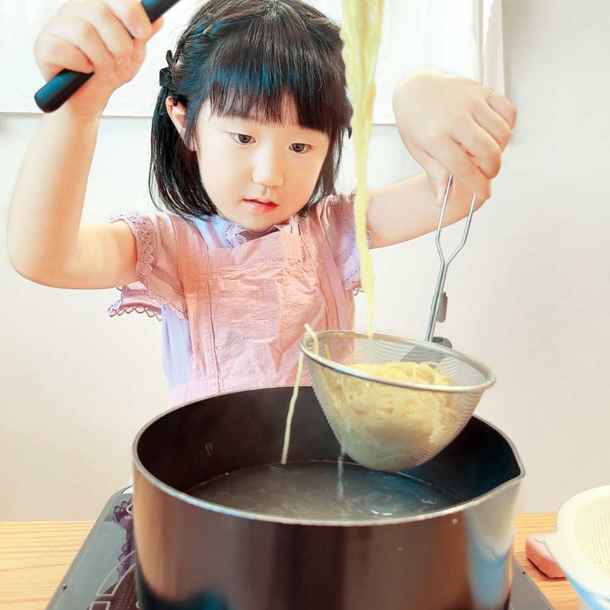 【お料理レシピ】おつきさまラーメン/cotocotoみさき先生の「親子でつくろう!はじめてキッチン」