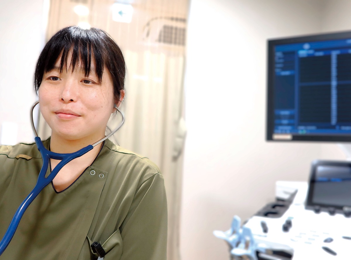 【あわわ2025年9-10月号】徳島の病院・医療ガイド　注目の医師の横顔　ハイ！ドクター／とみおかハートクリニック　數藤 久美子 院長