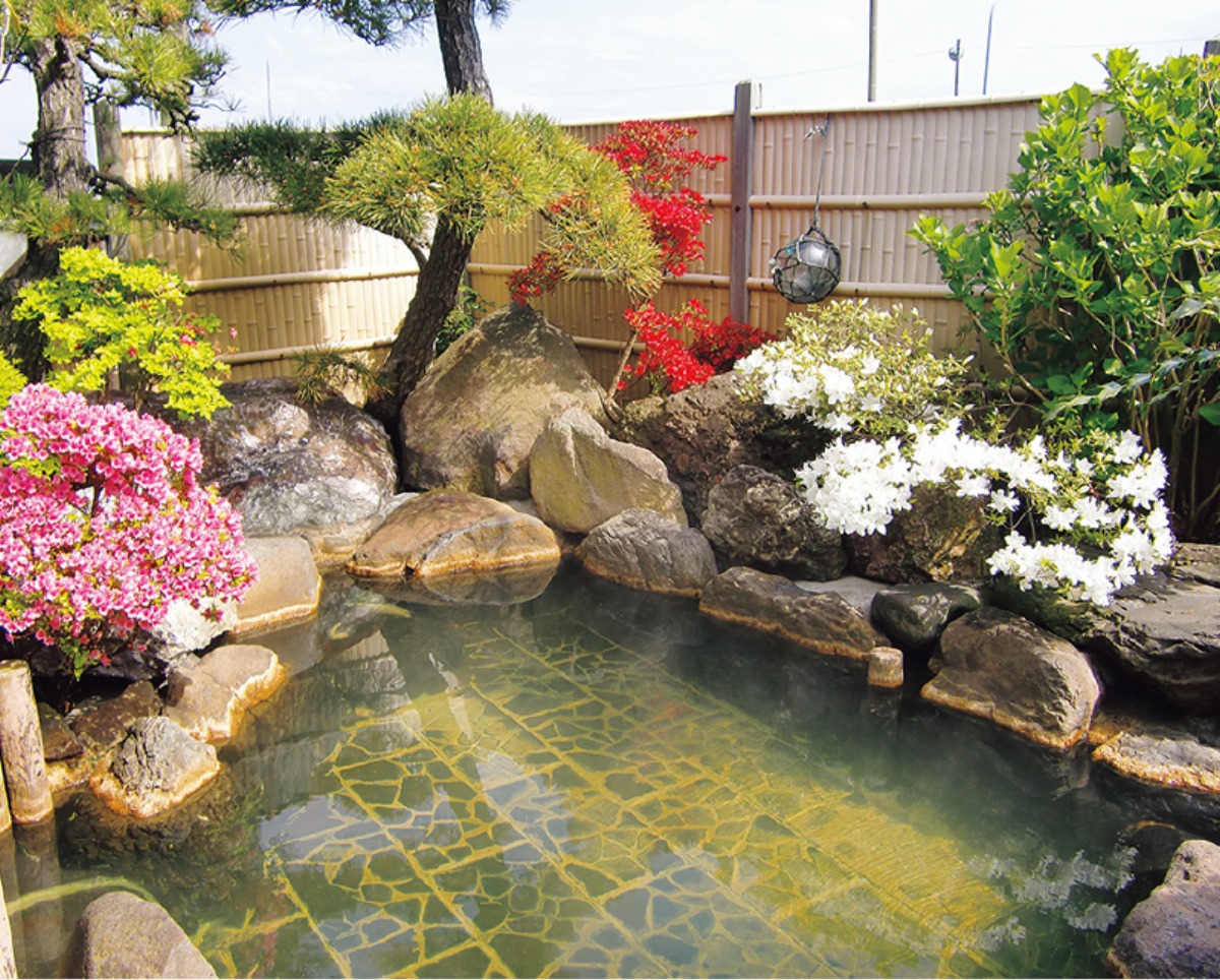 南北海道から北東北へ｜鹿部町　道南屈指の豊かな温泉と、 三つの漁場に恵まれたまち。