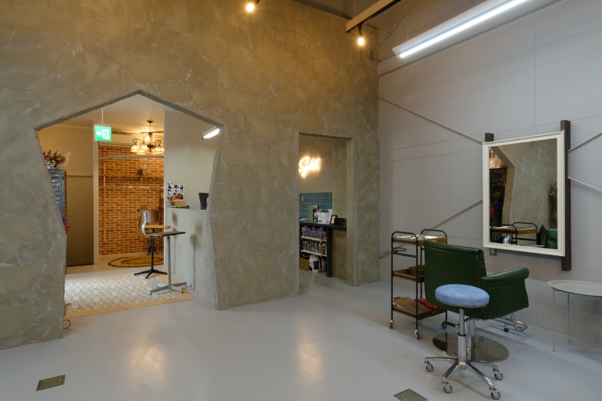 【月イチ＠遊休不動産の利活用研究会】2026年5月22日（金）／天井高6m超の空き倉庫が個性派ヘアサロンに大変身したハナシ