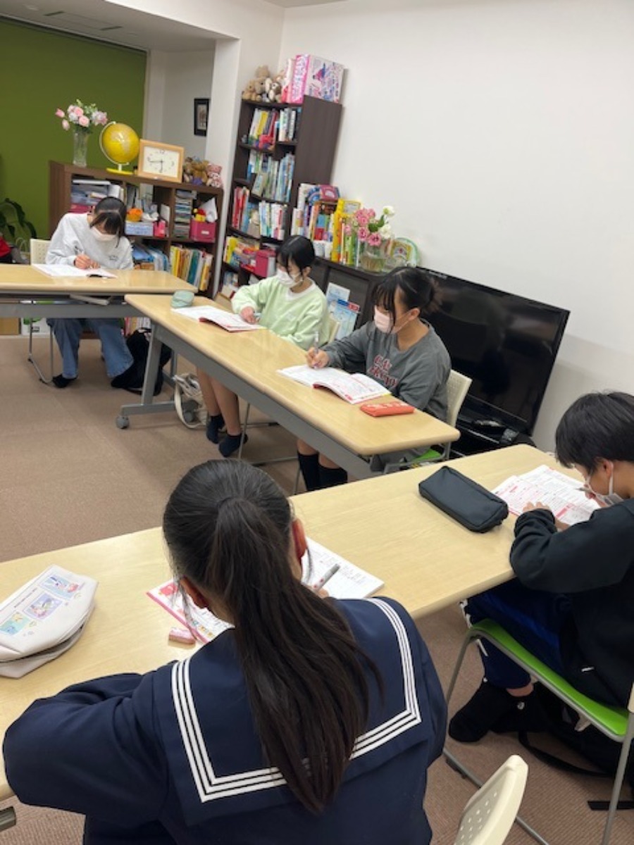 【徳島市の英語教室】B.Y.HORIZONが春の生徒募集｜小6・中1・高校生クラス無料体験受付中