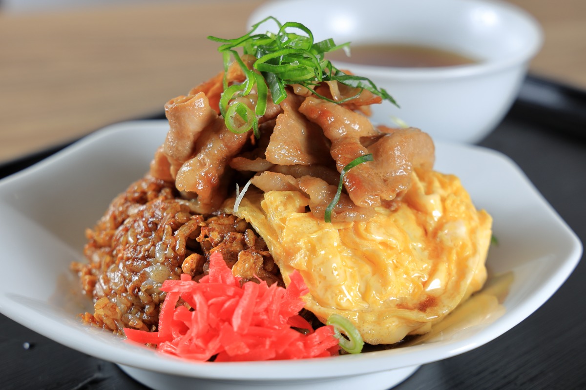 《背徳飯 ニクタマ食堂》食せよ！ さらば救われん。ギルティーマン御用達の聖地 爆誕！