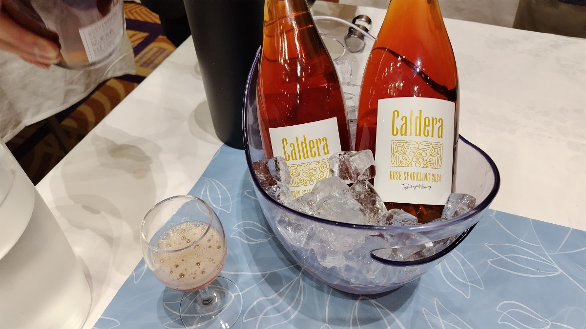 北海道のワイナリー40社が集結！「道産ワインの夕べ」