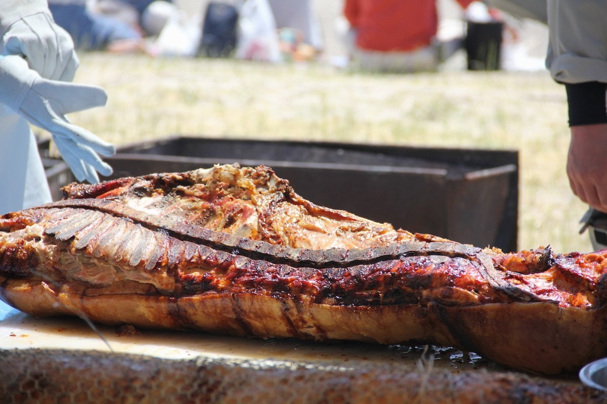 豊浦町の特産物が満載！「いちご豚肉まつり」6月9日開催