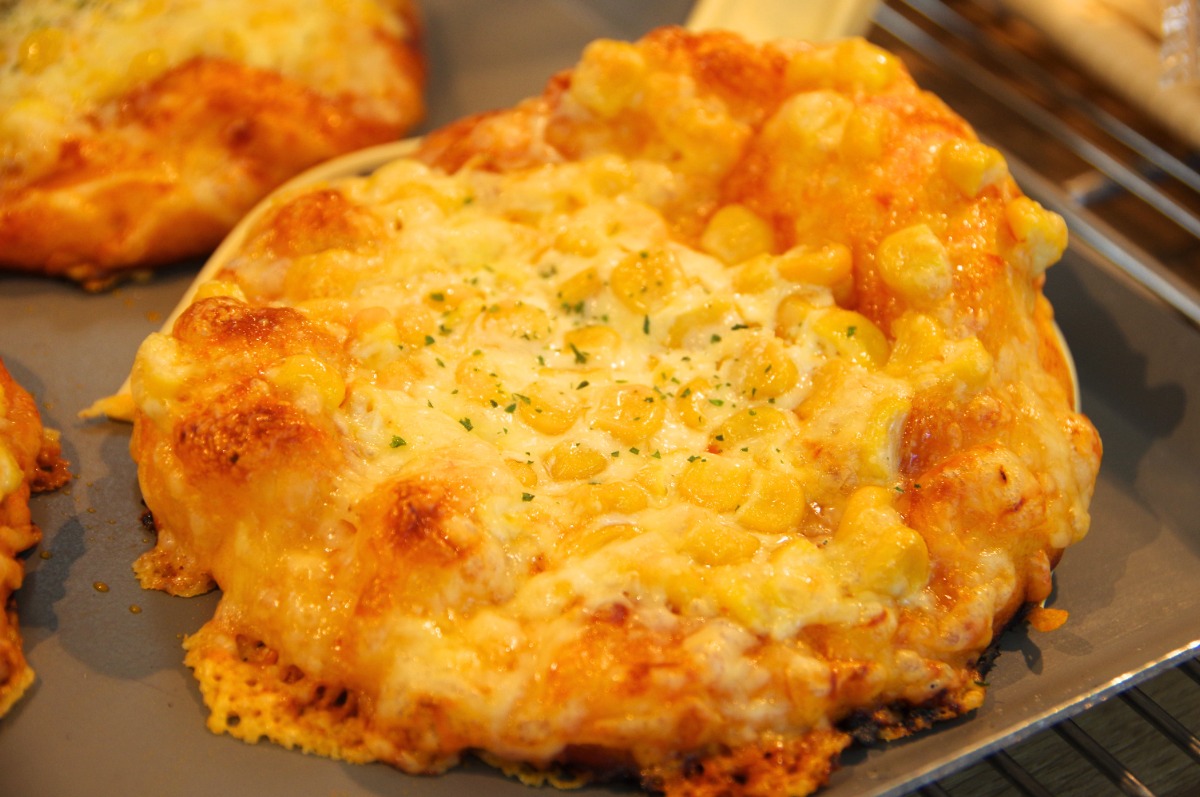 《安心市ベーカリー》こだわり産直市にオープンした焼きたてに出会えるベーカリー
