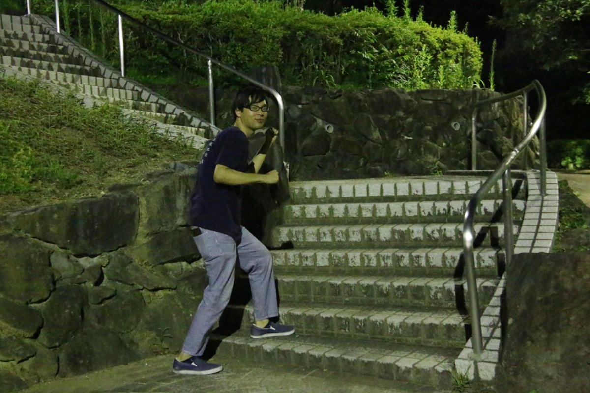 徳島定番のデートスポットとされている 眉山山頂（夜）に行ってみた。