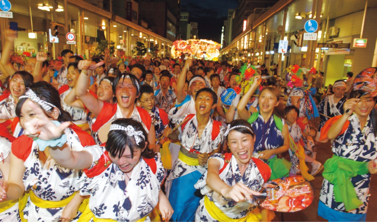 道南・東北をめぐる｜青森市　貴重な縄文遺跡と伝統の「青森ねぶた祭」