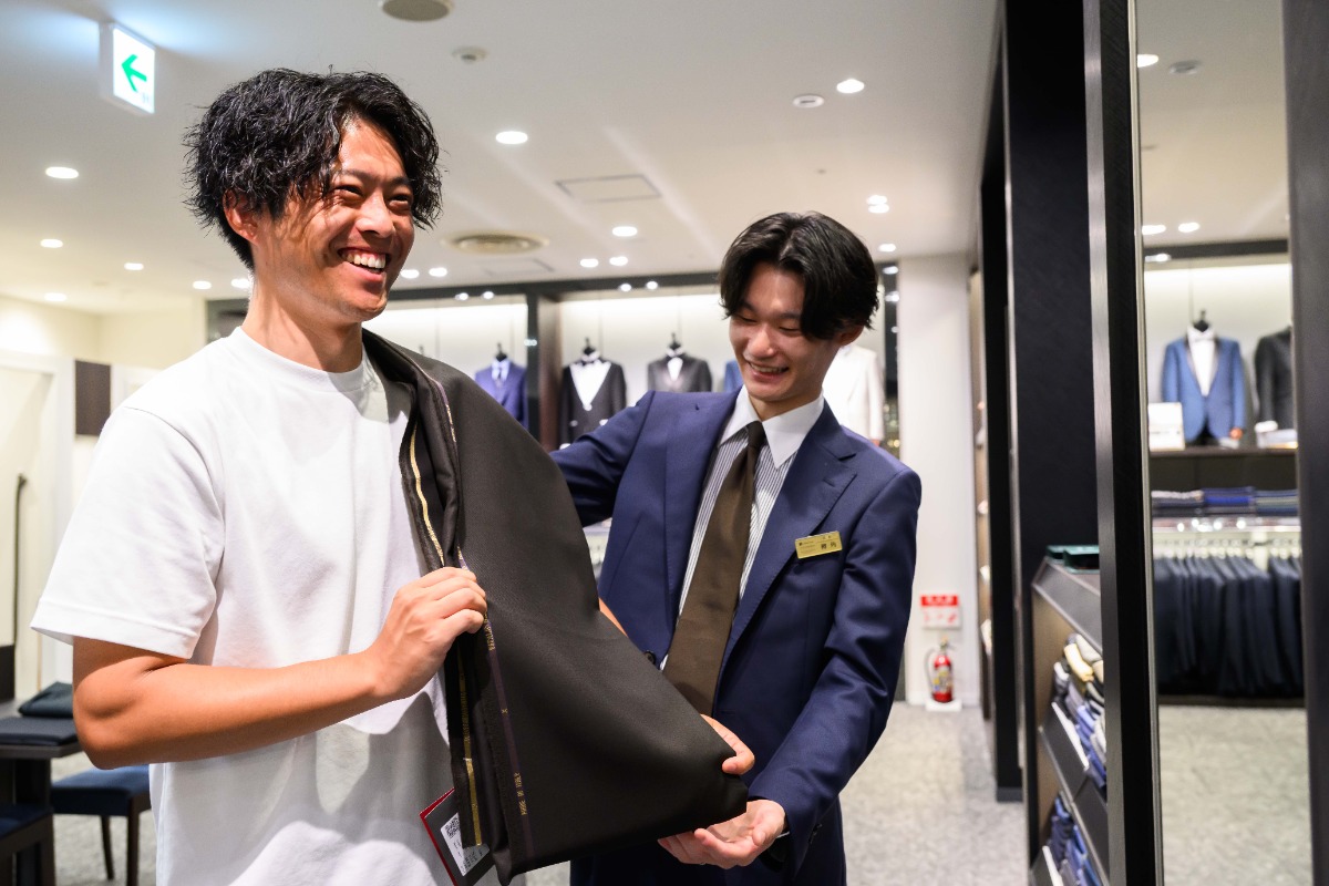「オーダースーツって難しそう・・・」そんなイメージが変わる!初めてでも安心なGINZAグローバルスタイル体験記【inならファミリー】