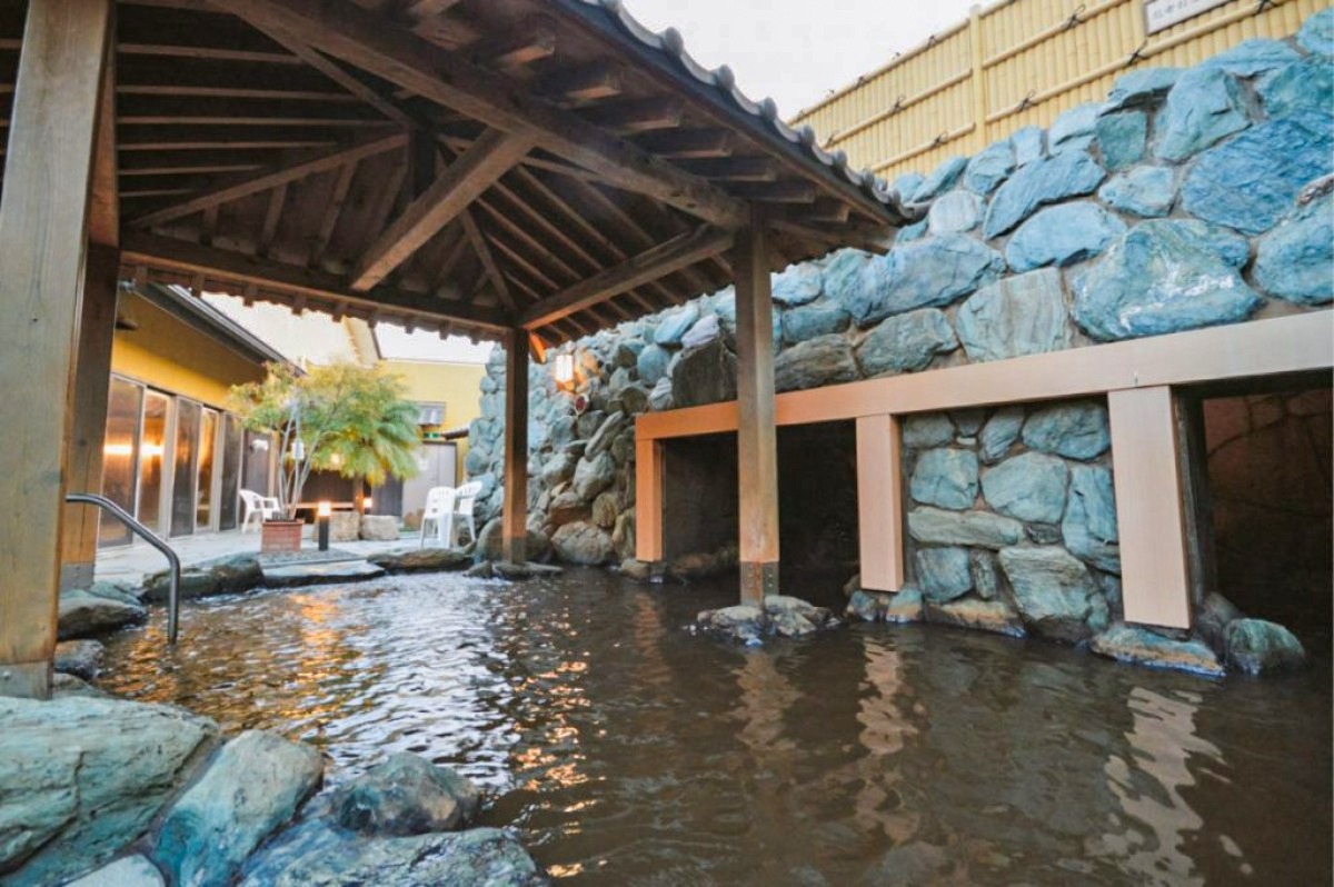 【徳島石油グループ 感謝祭】徳島・香川の両県同時開催！ 温泉・温浴施設で、お得にあったまろう