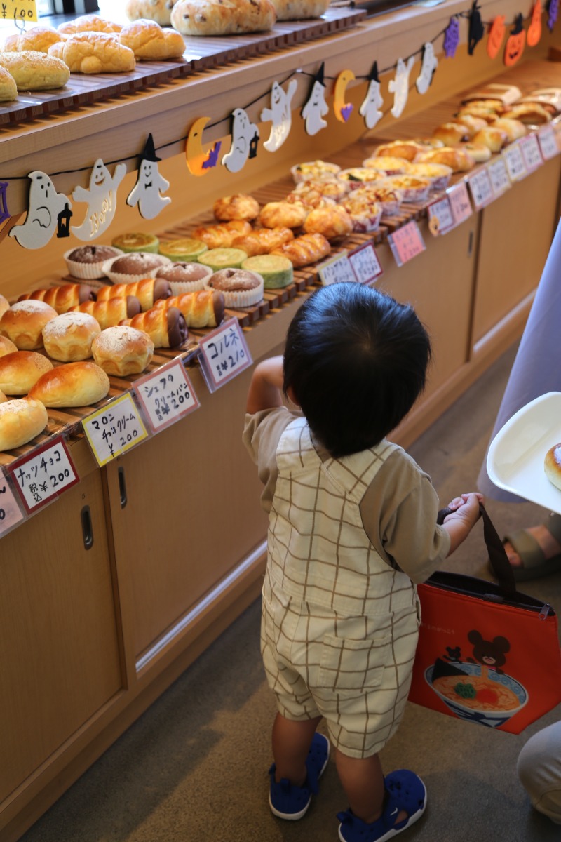 【ワイヤー最新号】徳島の子育てお役立ち情報満載2026年11月号！「認可外保育園入園ガイド2026」「ハロウィン・秋祭り 秋のイベント」 「ベビー＆キッズ撮影会レポート」andmore！