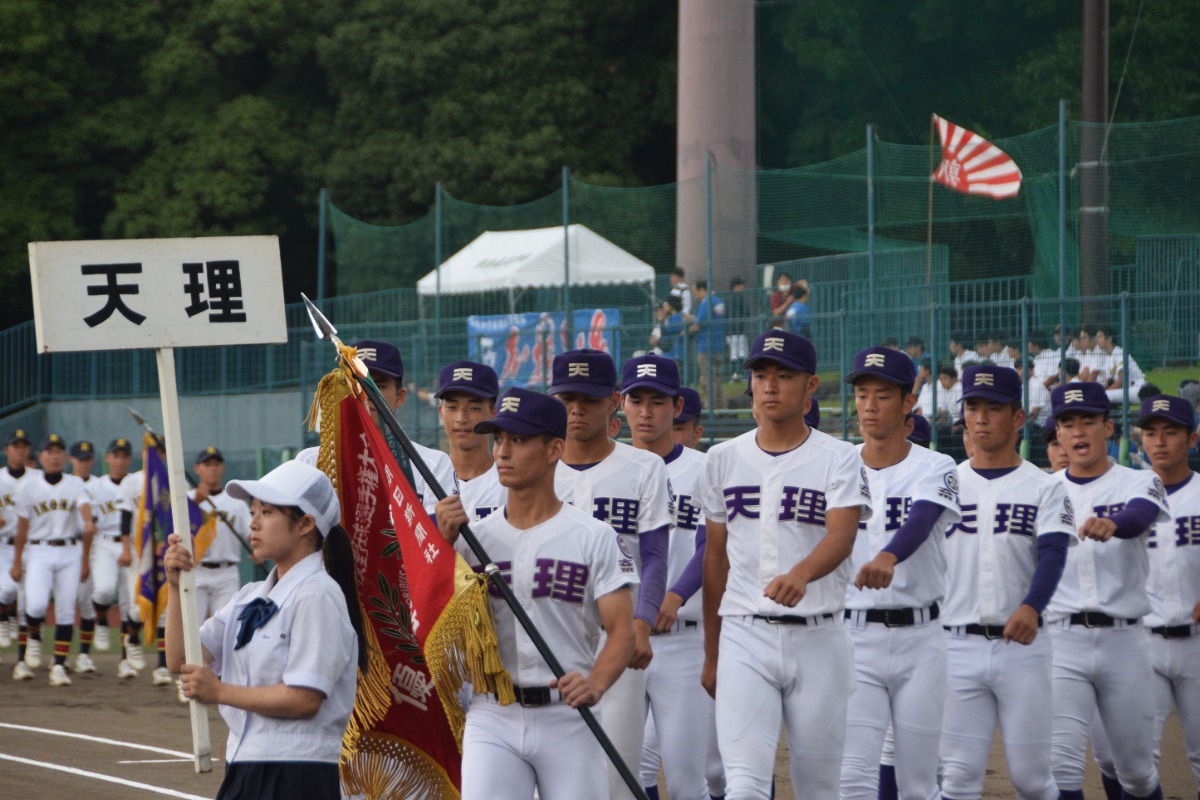 高校野球奈良大会】天理、生駒、畝傍など 「奈良県全出場校入場行進」の