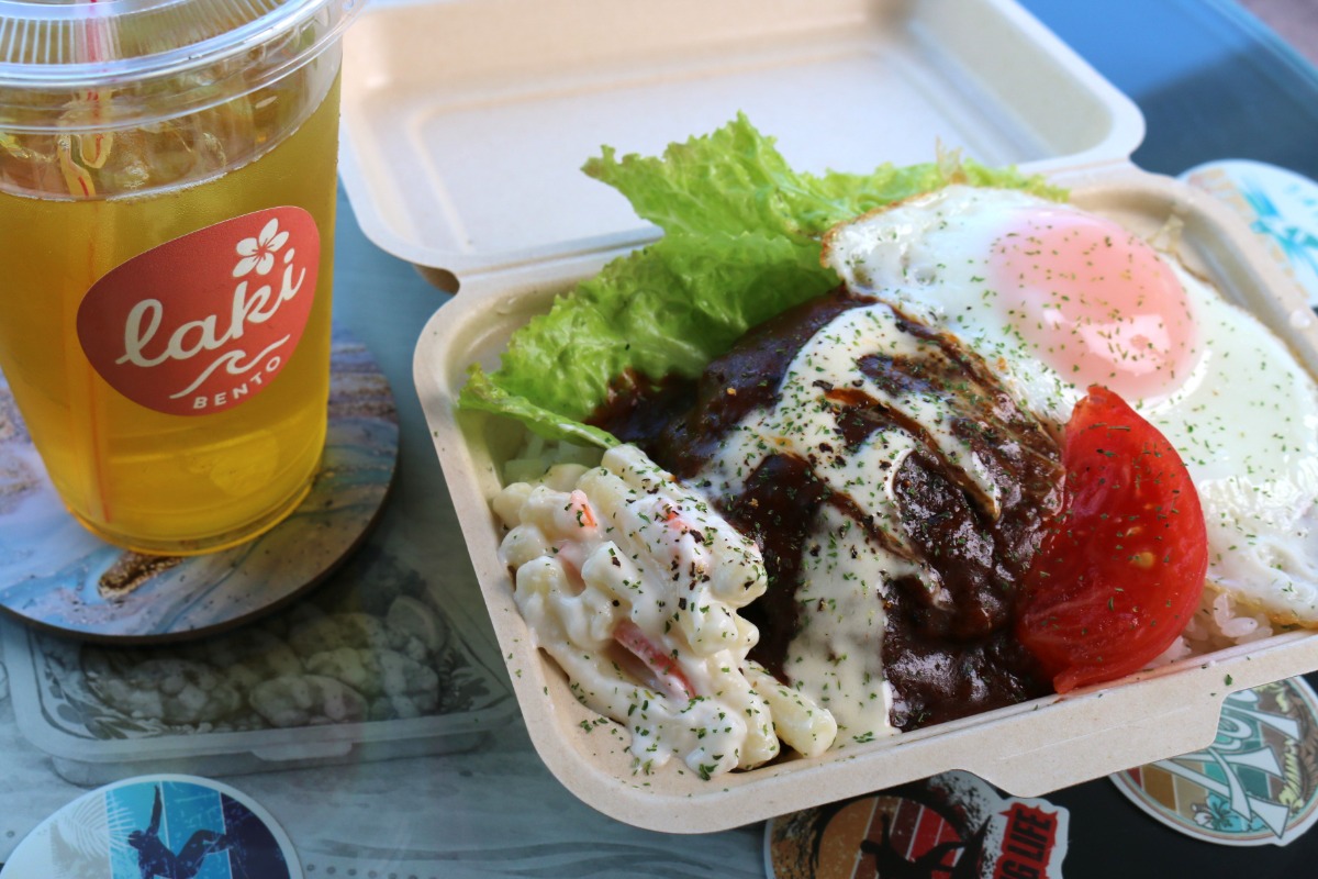 《lakiBENTO》フォトジェニックな店内に潜む、ガッツリ飯と寄り道したくなるホットスナックの誘惑