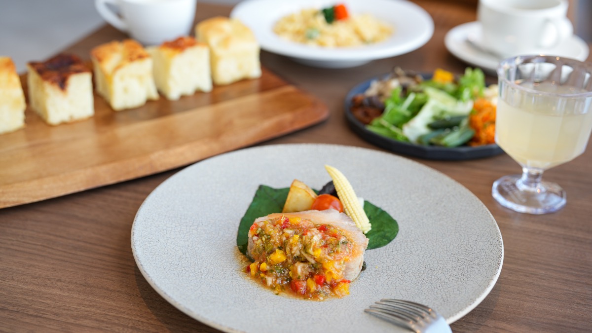 【新店】20種類以上のデリと焼きたてフォカッチャが食べ放題 | Deli&Buffet OLIVE(デリ&ブッフェ オリーブ)