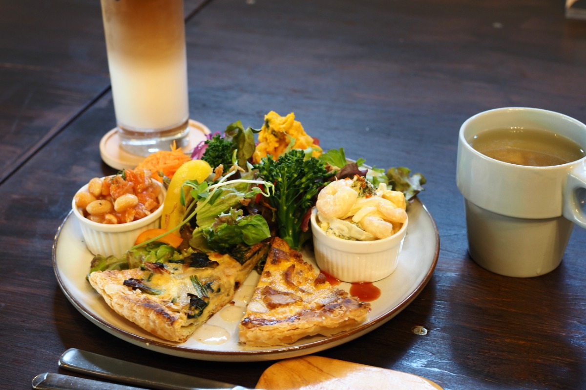 【まいにちランチvol.2】CAFE and BAR NuuN（ヌーン・阿南市）／プレートランチ