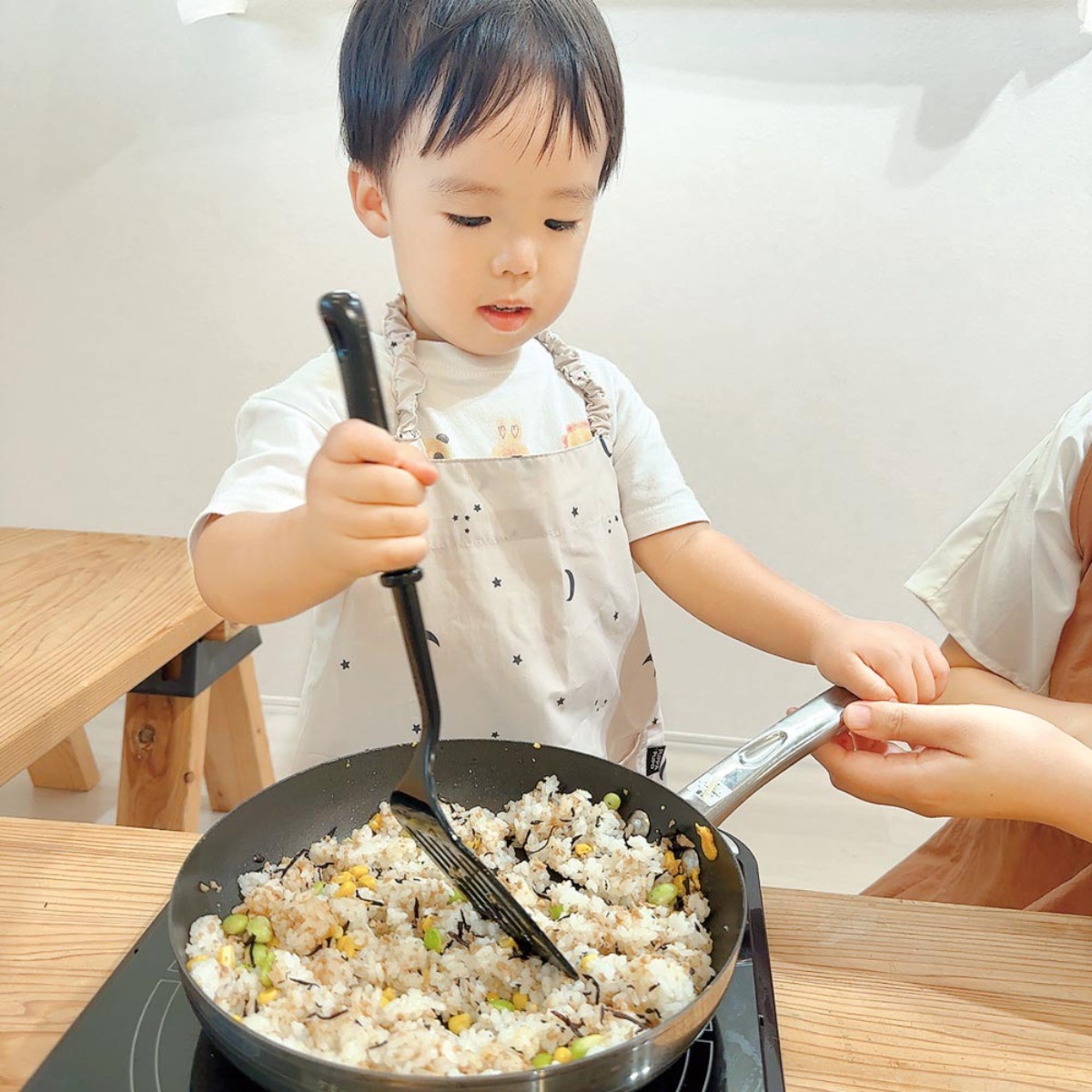 【お料理レシピ】高野豆腐そぼろのチャーハン/cotocotoみさき先生の「親子でつくろう!はじめてキッチン」