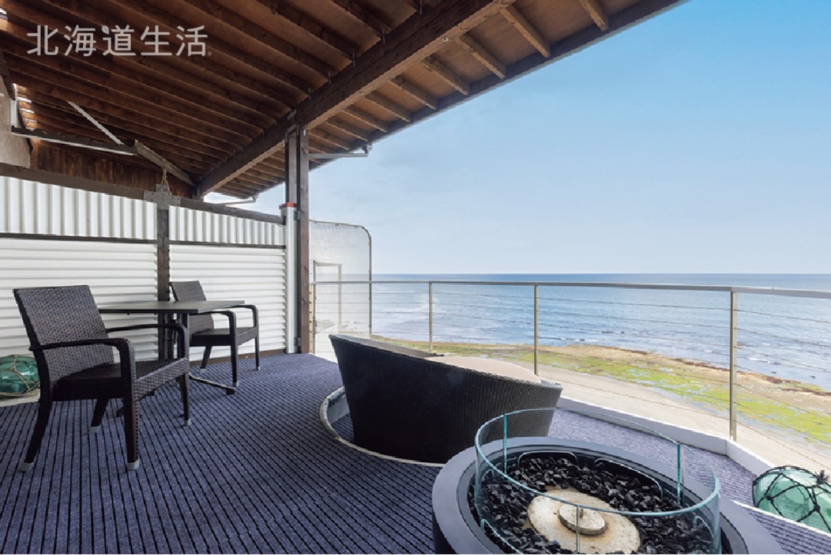 絶景の宿|テラス付き客室も誕生、海を眺めるための一軒。