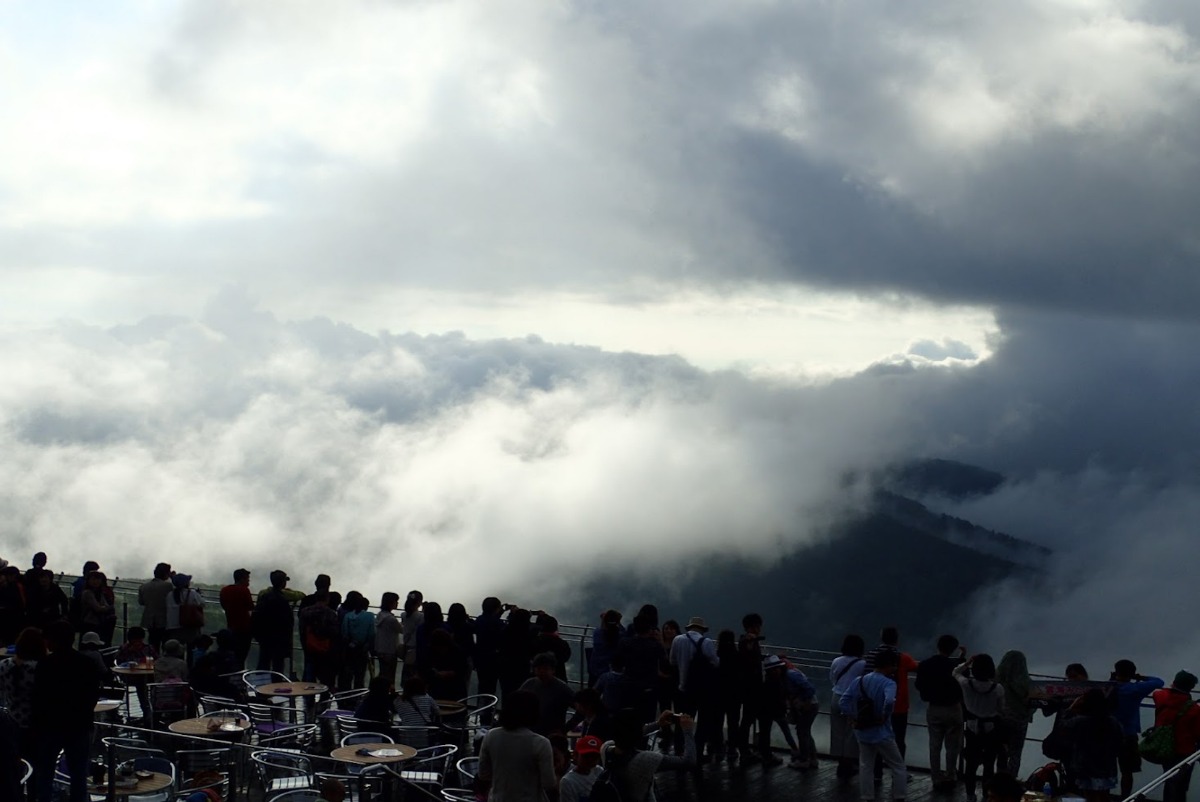 星野リゾート トマム｜絶景を望む「雲海テラス」が今年もオープン