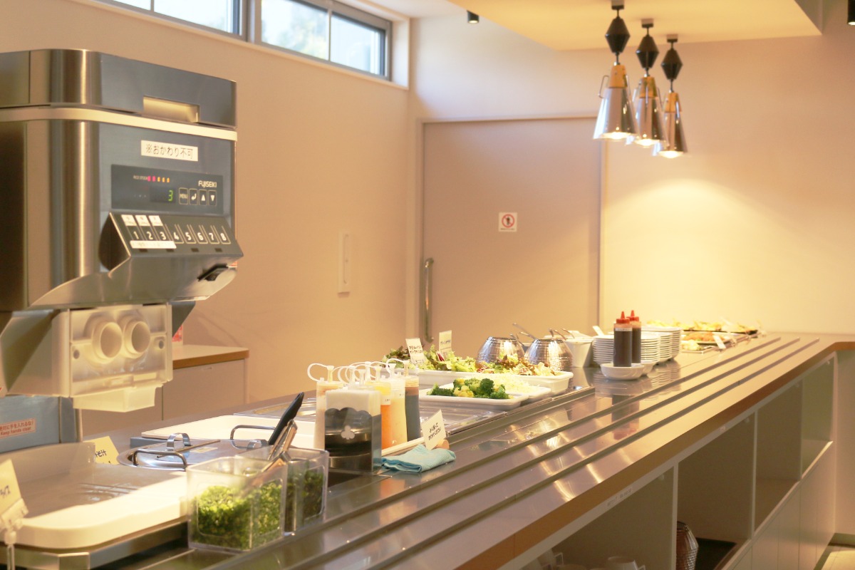 《ジャズミン》一度では味わいきれない！通うほどに愛されるお店