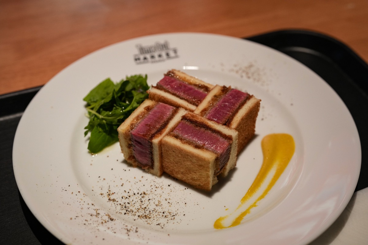 【アジア初】世界が注目する食の舞台で輝く、奈良の名店の一皿 | 肉といえば松田 タイムアウトマーケット店