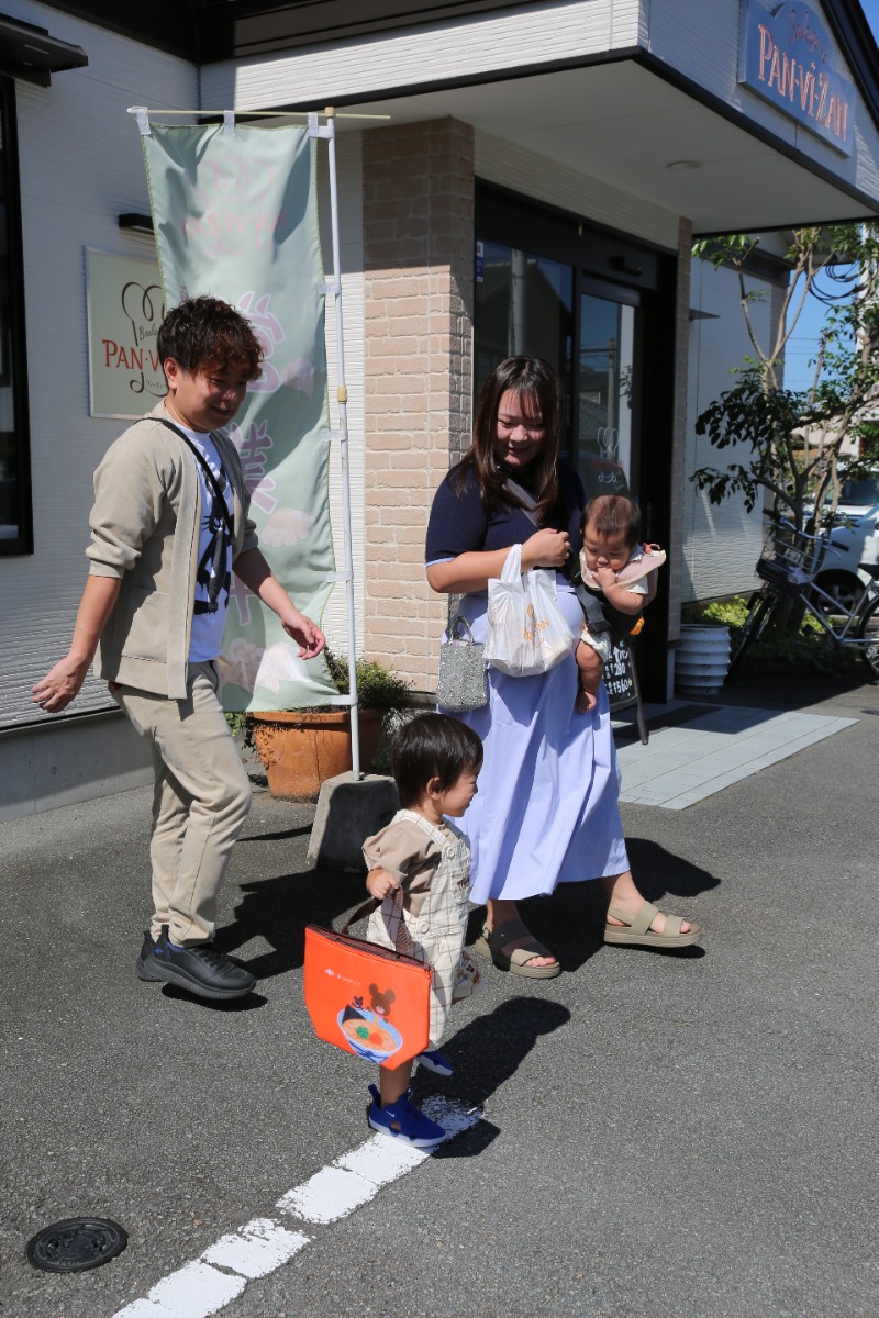【ワイヤー最新号】徳島の子育てお役立ち情報満載2026年11月号！「認可外保育園入園ガイド2026」「ハロウィン・秋祭り 秋のイベント」 「ベビー＆キッズ撮影会レポート」andmore！