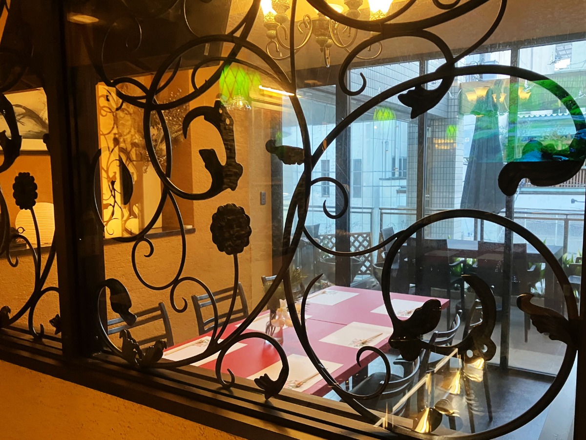 《Restobar  冨町倶楽部ちょっと気の利いた大人のファミレス