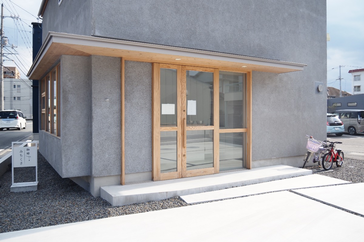 《珈琲みちくさ》月数回だけ開く静かな自家焙煎コーヒー店