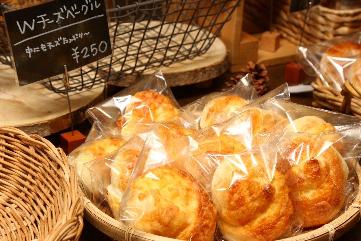 【徳島スイーツ部／おやCHU】ベーカリーボクール（美馬市穴吹町）1日100個以上売れる⁉ やみつきドーナッツ