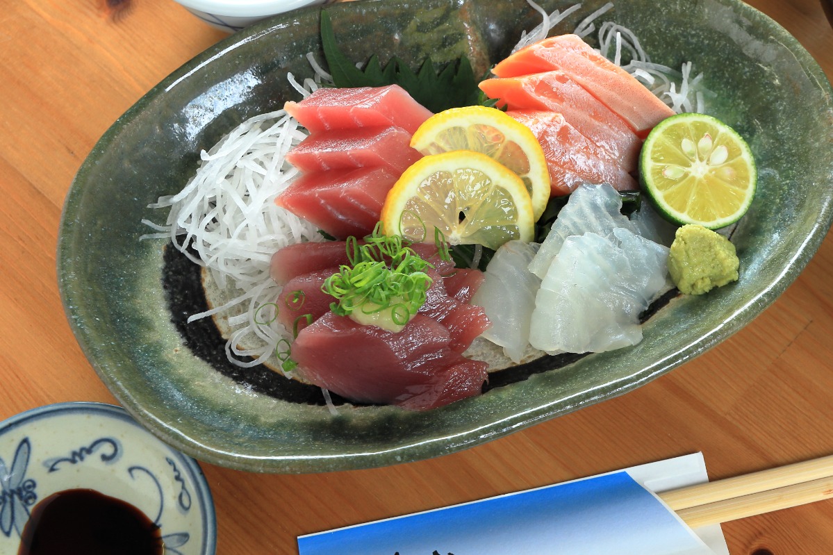 【まいにちランチvol.52】お昼ごはんと晩酌 ようき（徳島市）／ゆったり、ほっこり定食