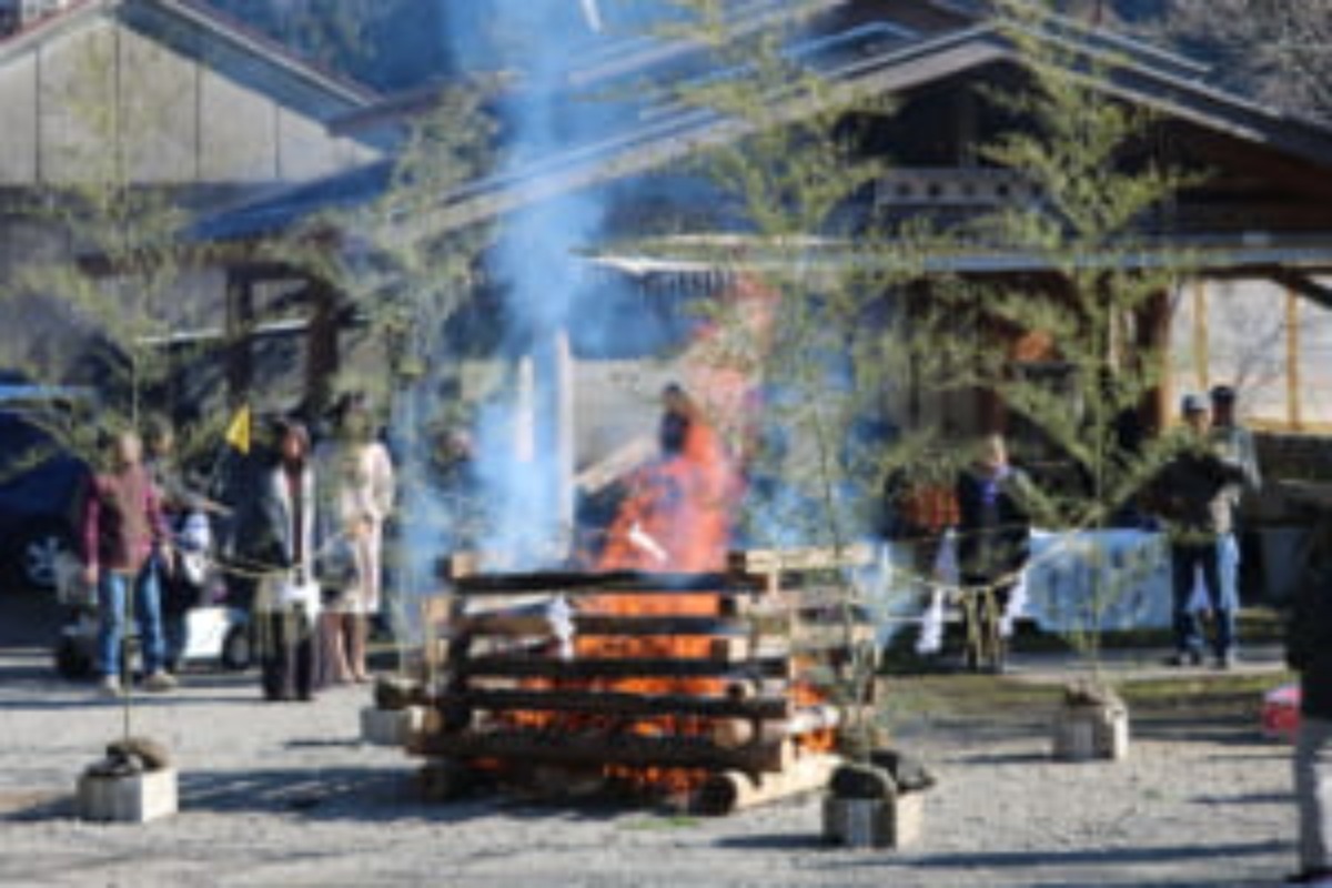 《まとめ》徳島県内各地で実施される火祭り『どんと焼き』で無病息災を願おう！