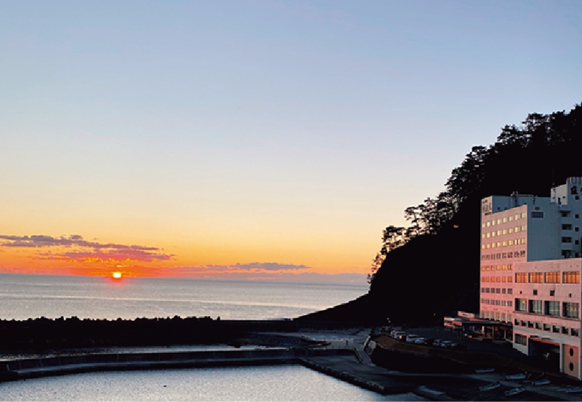 南北海道から北東北へ｜田野畑村　断崖絶壁の美しい海岸線が続く､ 三陸海岸を代表する景勝地