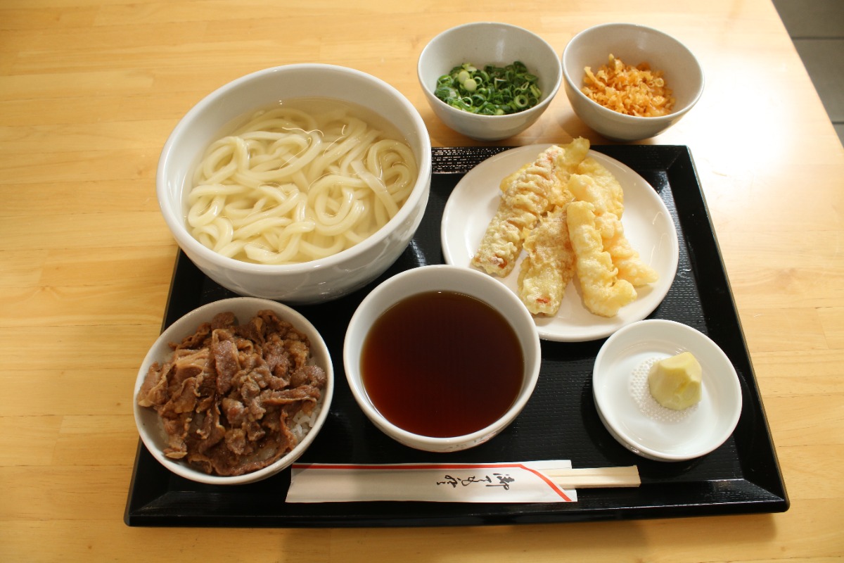 【まいにちランチvol.69】道の駅わじき『釜揚げうどん まるお』（那賀町）／道の駅ランチ前編