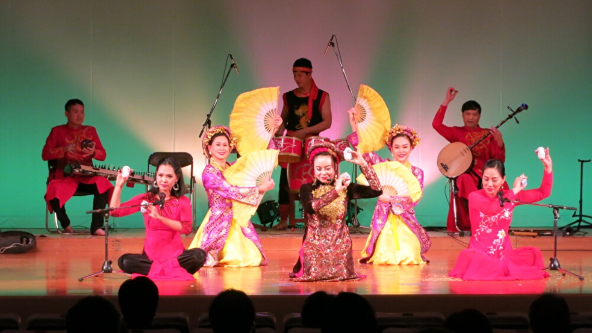 ベトナム国立ボンセン歌舞団選抜グループ来日！ベトナムアンサンブルチャリティーコンサート【奈良市】