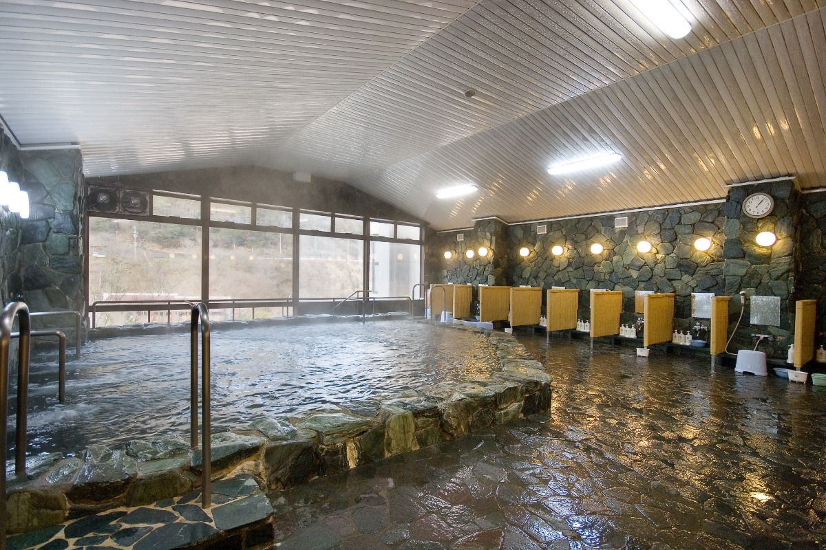 【徳島石油グループ 感謝祭】徳島・香川の両県同時開催！ 温泉・温浴施設で、お得にあったまろう