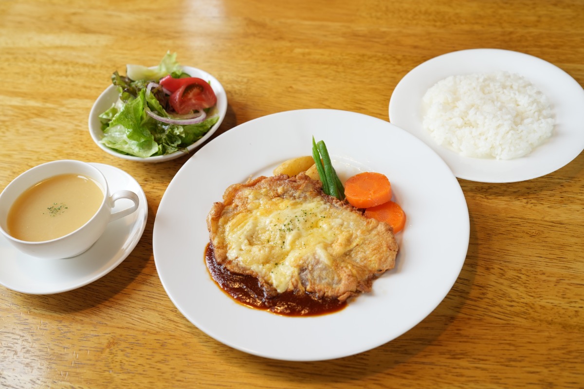 【まいにちランチvol.30】レストランコックドールかげやま（徳島市）／思い出の洋食ランチ