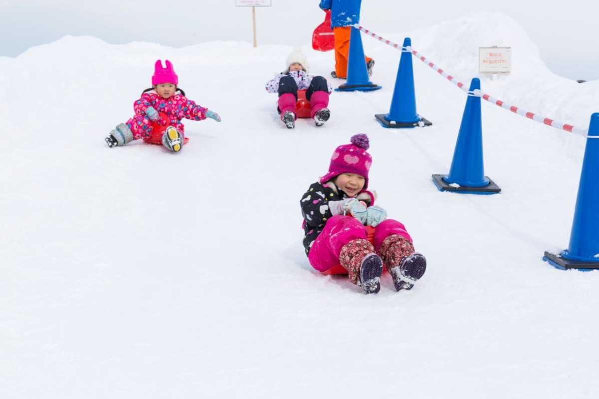 さっぽろ羊ヶ丘展望台で雪遊び「羊ヶ丘スノーパーク」1月9日より開催！