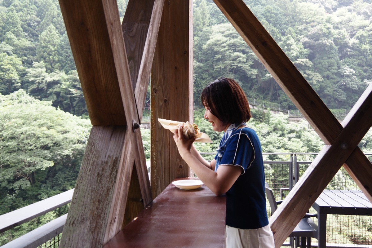 【あわわ編集部によるおでかけプラン】大歩危・祖谷で自然の恵み体感DAY【8月】大歩危峡観光遊覧船／道の駅 大歩危／Cafe & ジビエ／祖谷のかずら橋