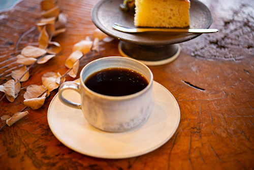 【おと。-Cafe&Beautiful Lifestyle.-／カフェ／生駒市】自然に囲まれた憧れカフェのケーキをおうちでも