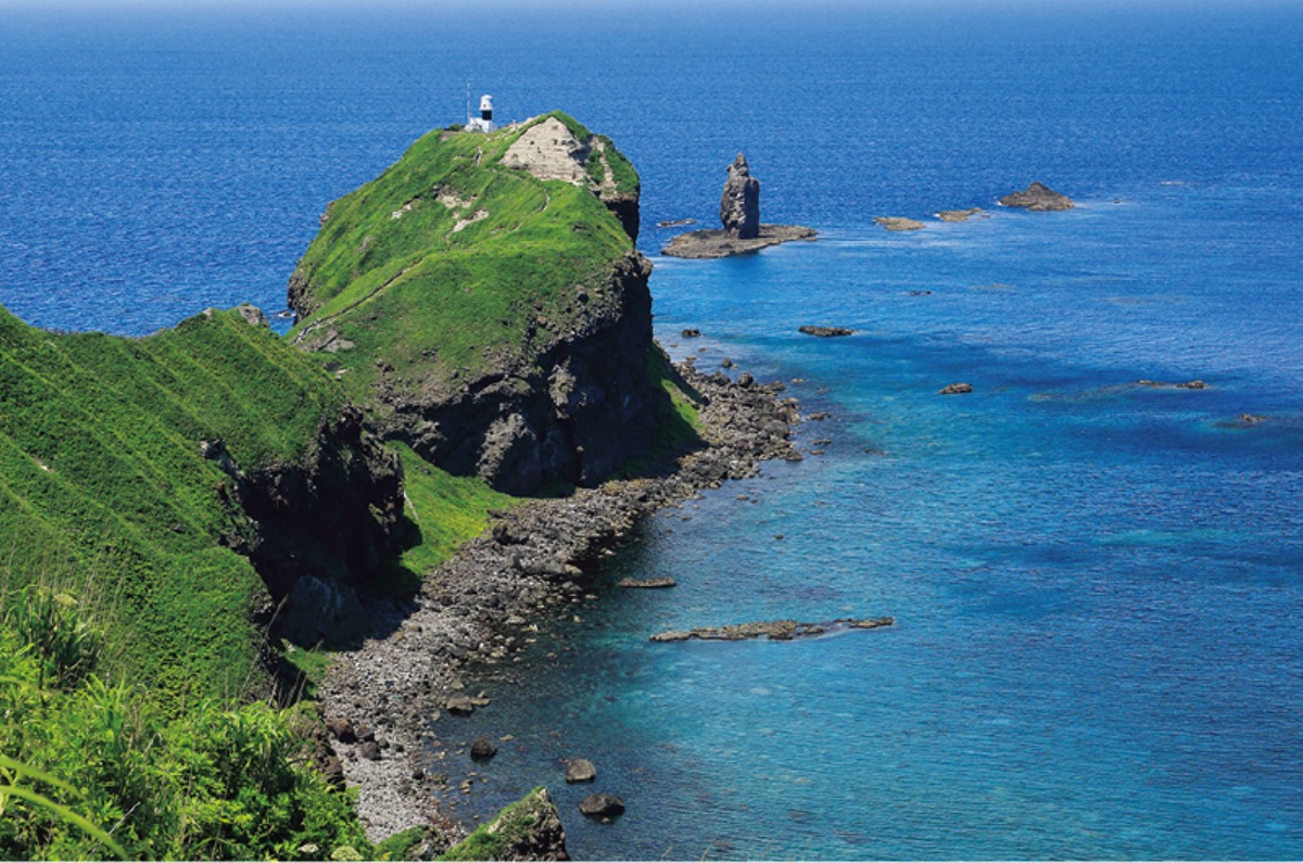絶景と味覚の旅路、 積丹半島ブルーライン|北海道大人の旅ガイド2025