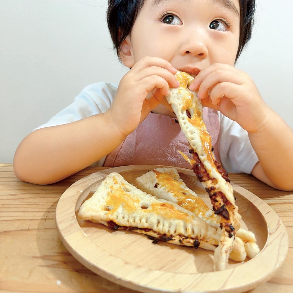 【お料理レシピ】びっくりおばけミートパイ/cotocotoみさき先生の「親子でつくろう!はじめてキッチン」