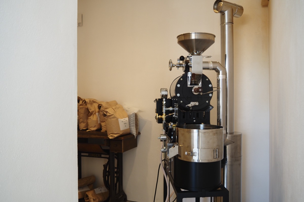 《珈琲みちくさ》月数回だけ開く静かな自家焙煎コーヒー店