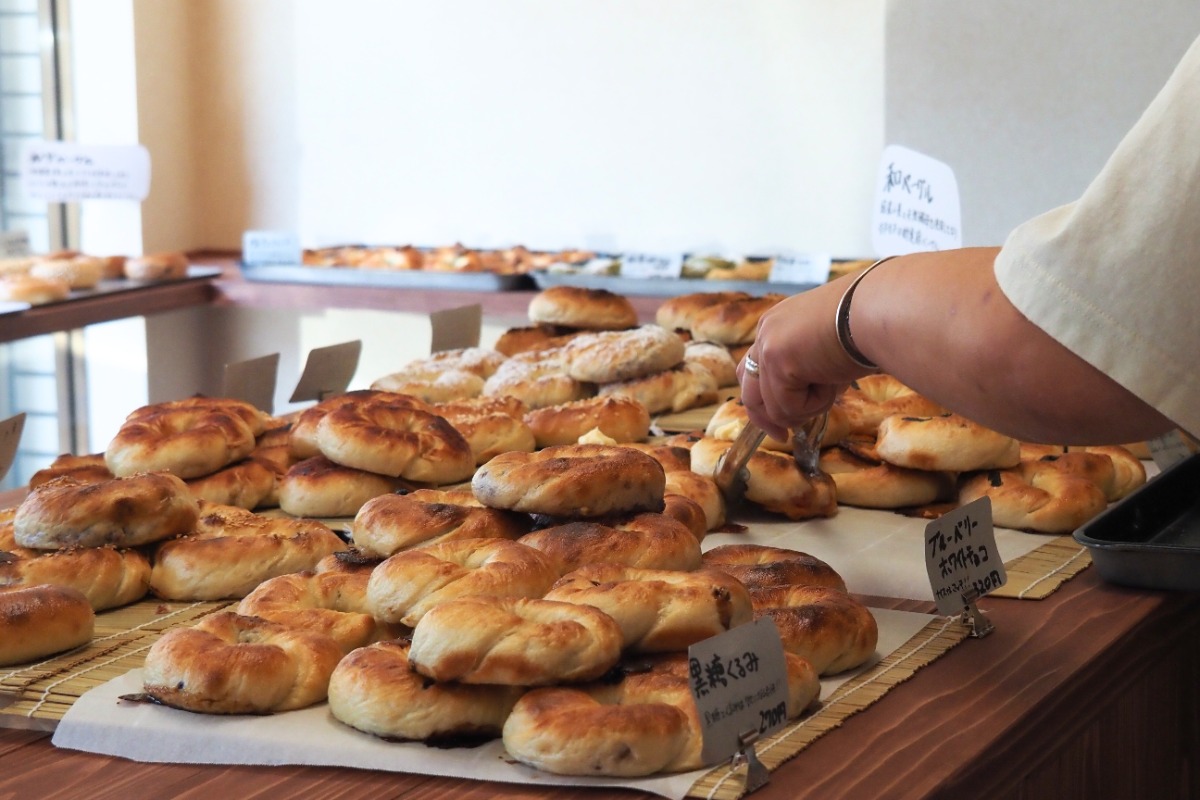 《KROWA BAGELS》ベーグルの本場・ニューヨークの味をクロワベーグルズで